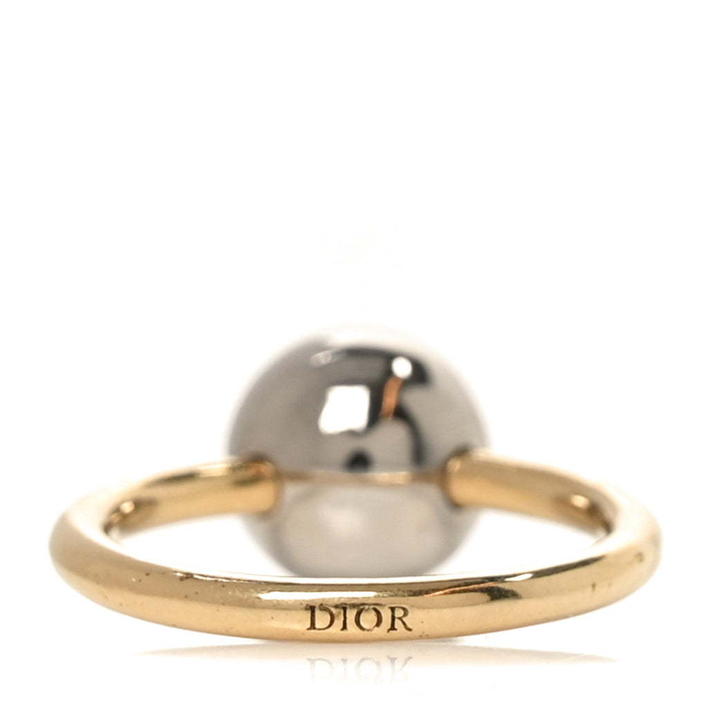 Metal CD Sphere Ring 52 6 Gold Silver