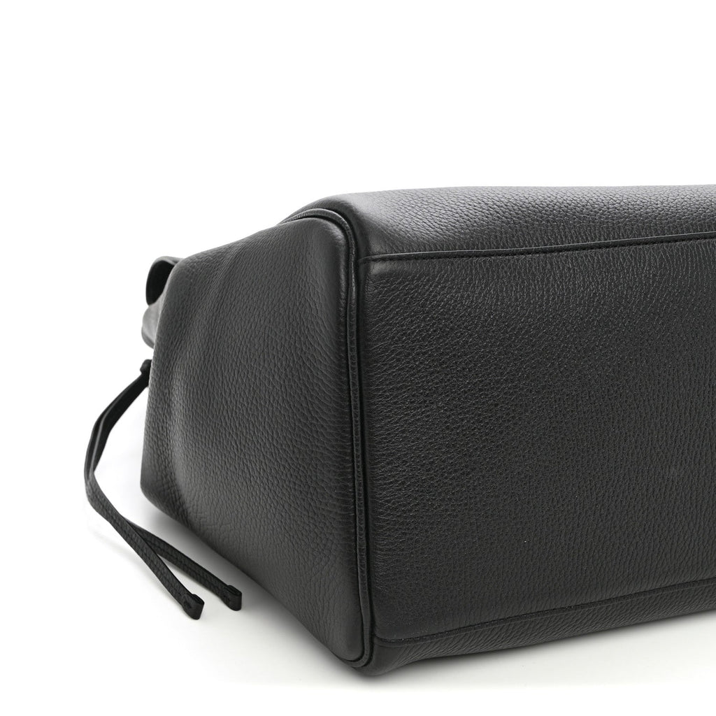 Grained Calfskin Large Urban Essentials Shopping Bag Black