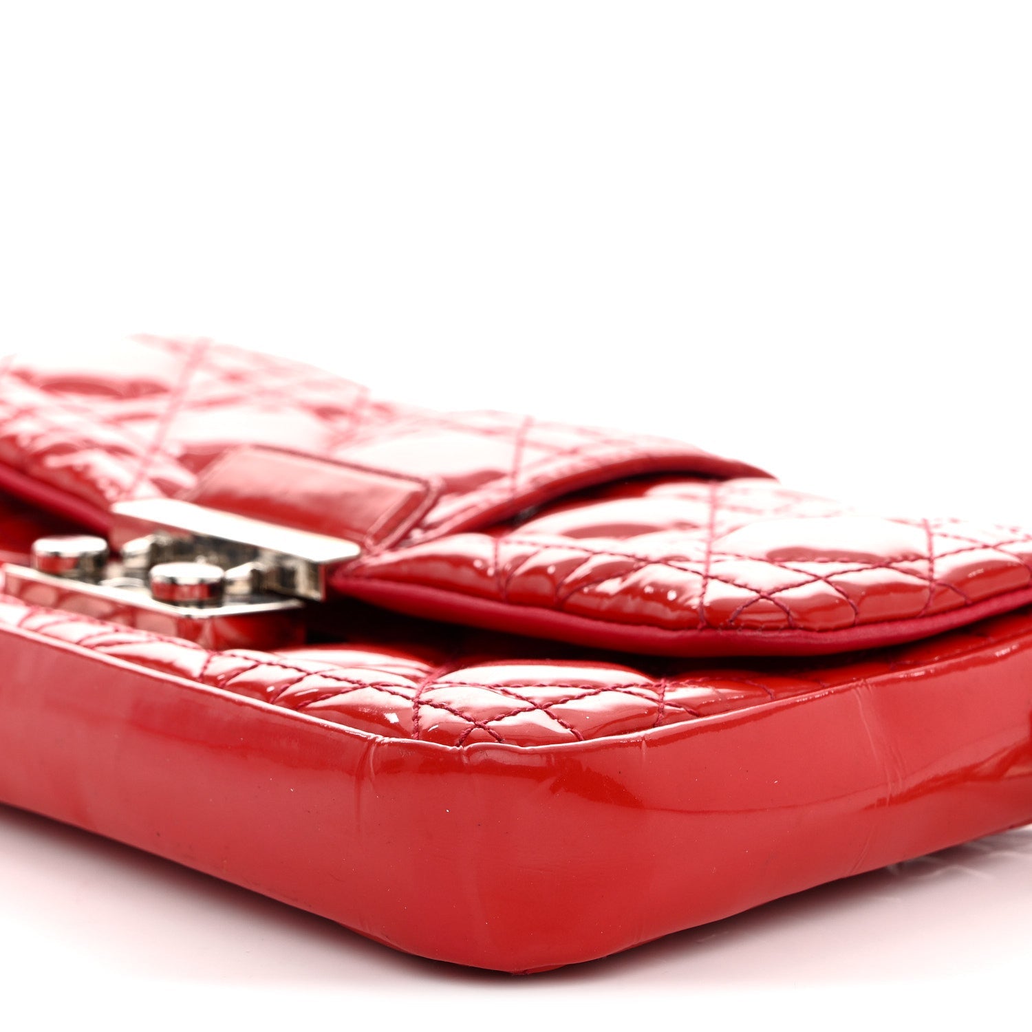 Patent Cannage New Lock Pouch Red