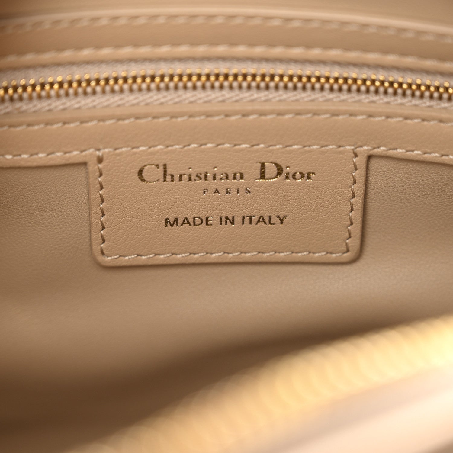 Calfskin Macrocannage Groove 20 Bag Biscuit