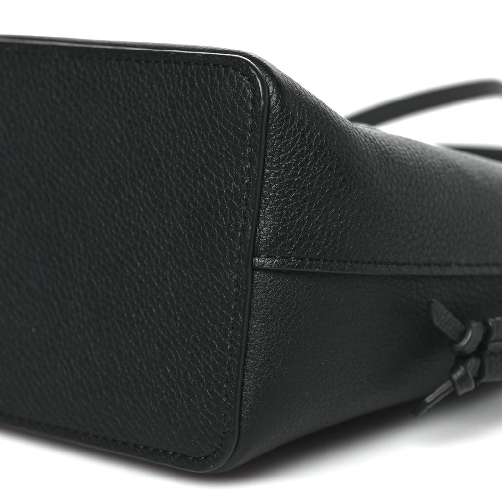 Calfskin Nano Lockme Bucket Black