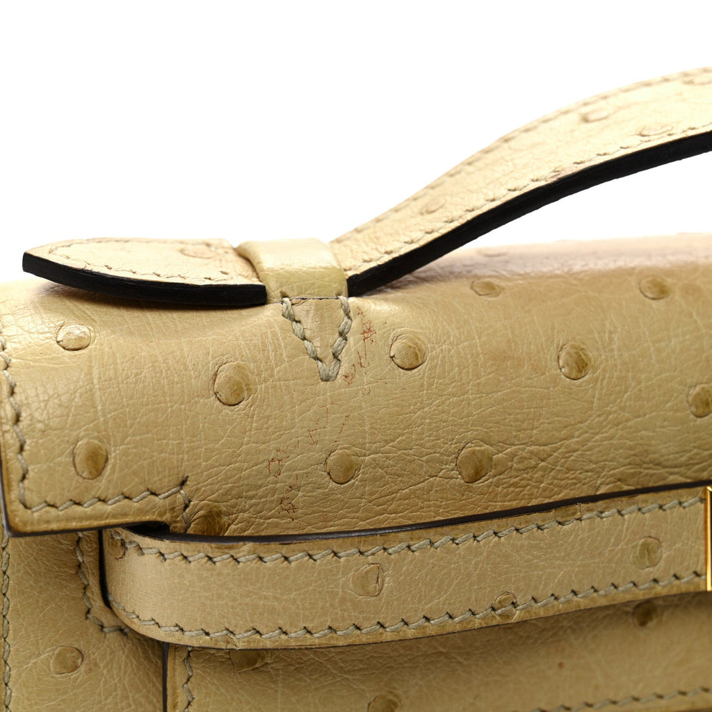 Ostrich Kelly Pochette Clutch Parchemin