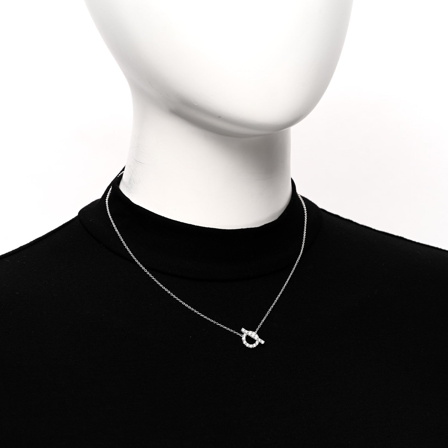 18K White Gold Diamond Finesse Pendant Necklace
