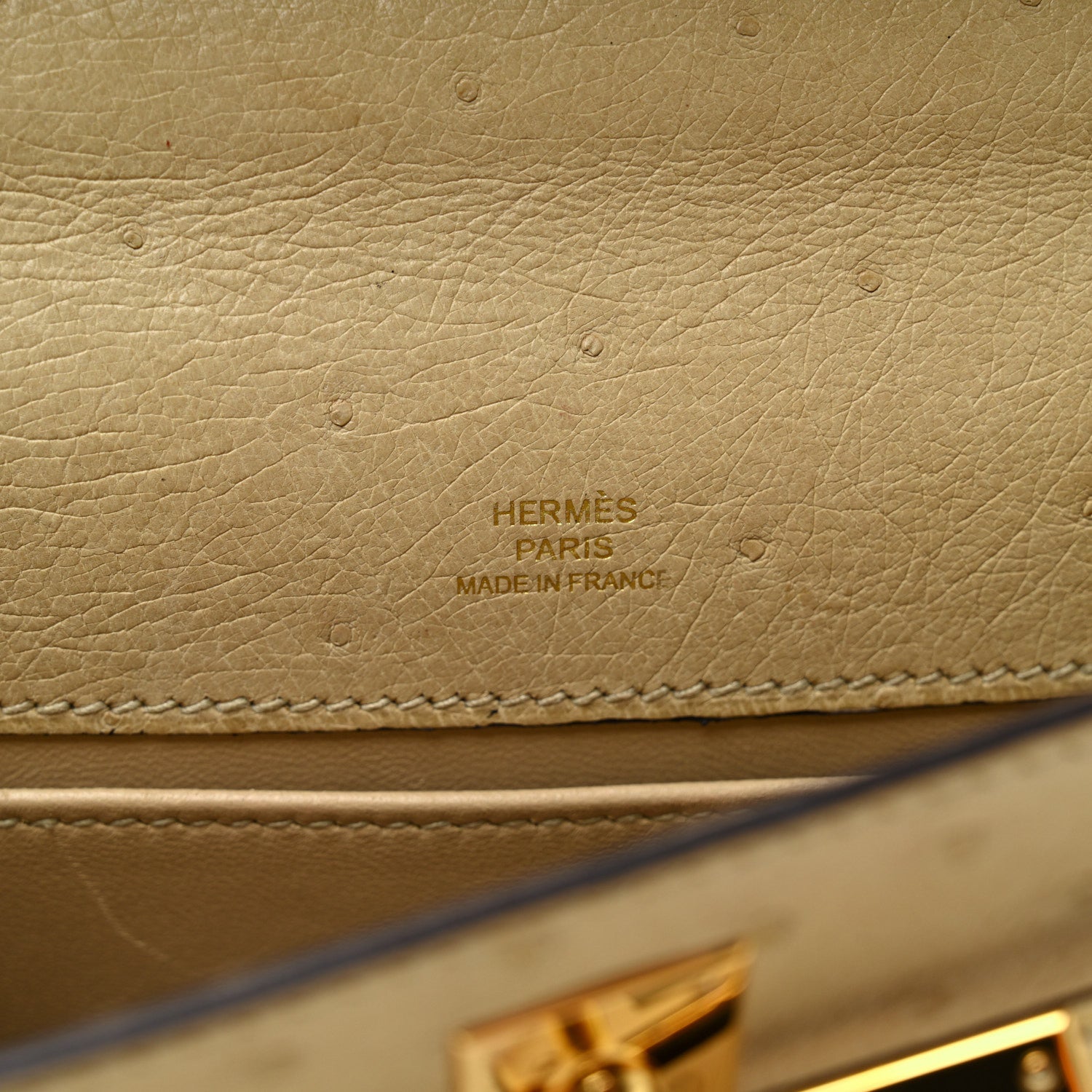 Ostrich Kelly Pochette Clutch Parchemin