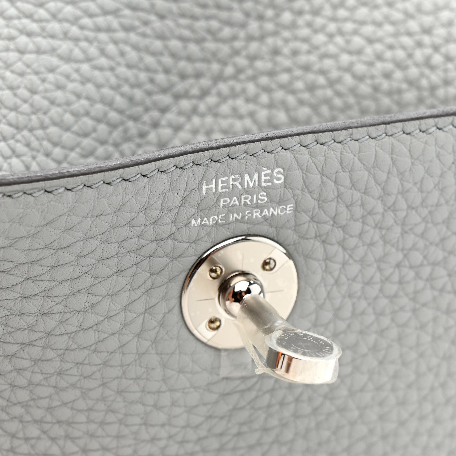 Taurillon Clemence Mini Lindy 20 Bleu Pale