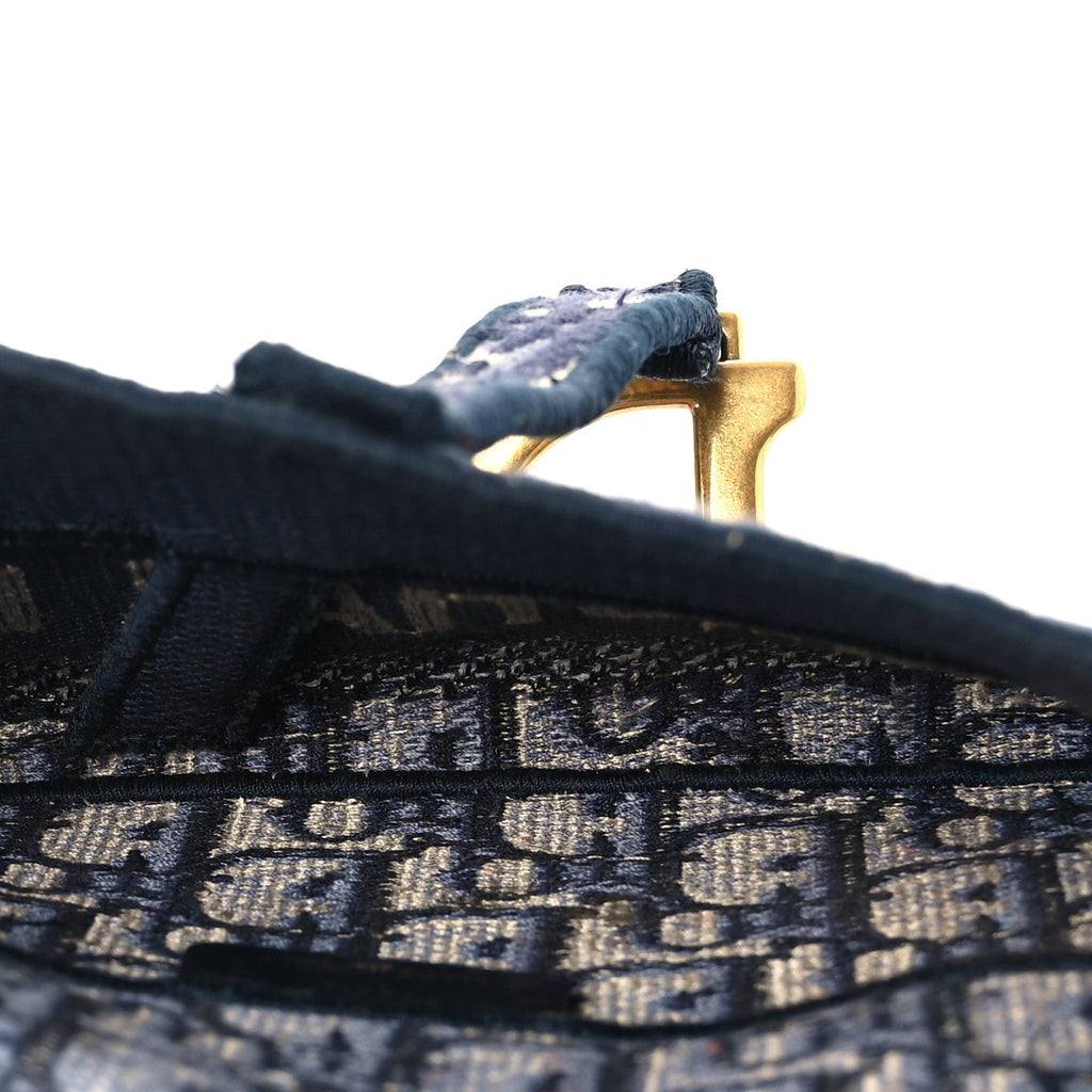 Oblique Slim Saddle Pouch Blue