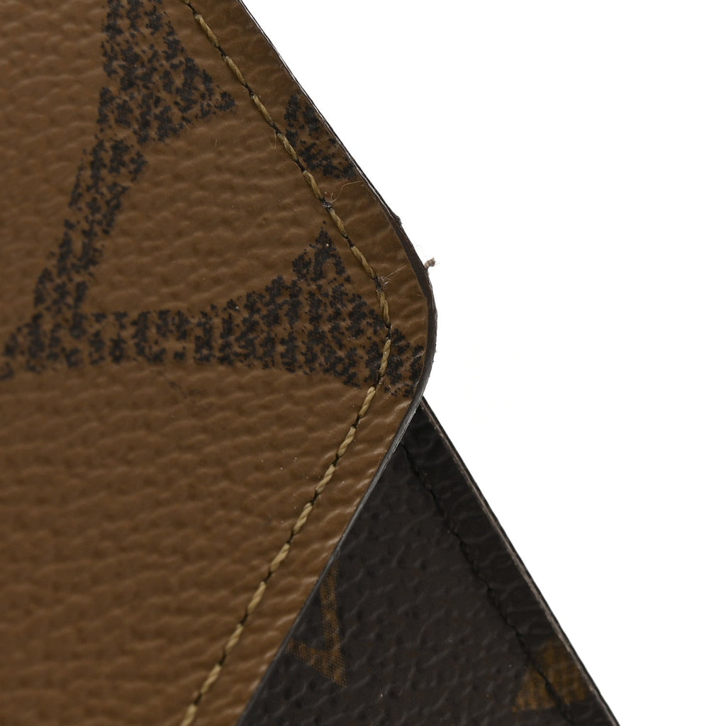 Reverse Monogram Giant Sarah Wallet