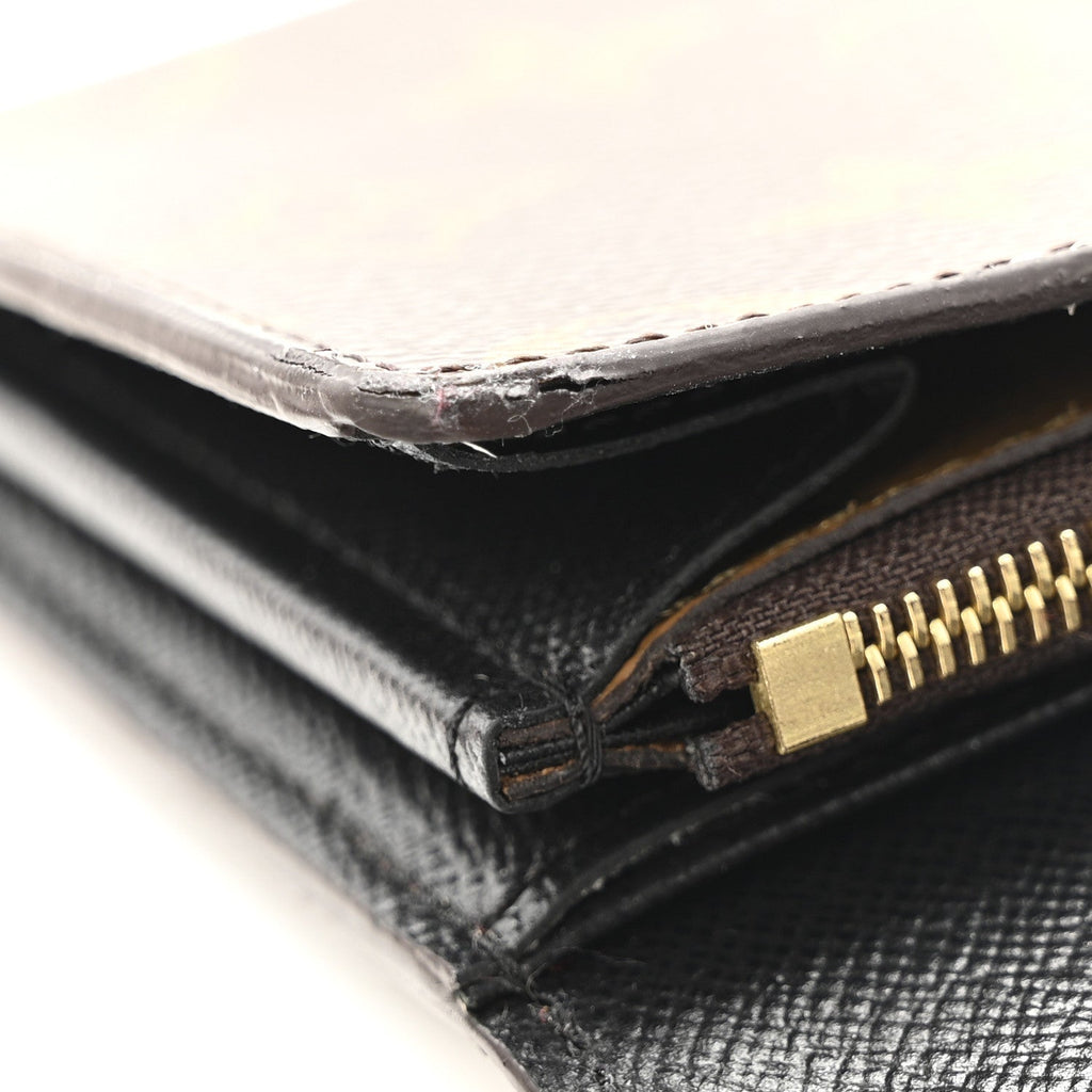 Reverse Monogram Giant Sarah Wallet
