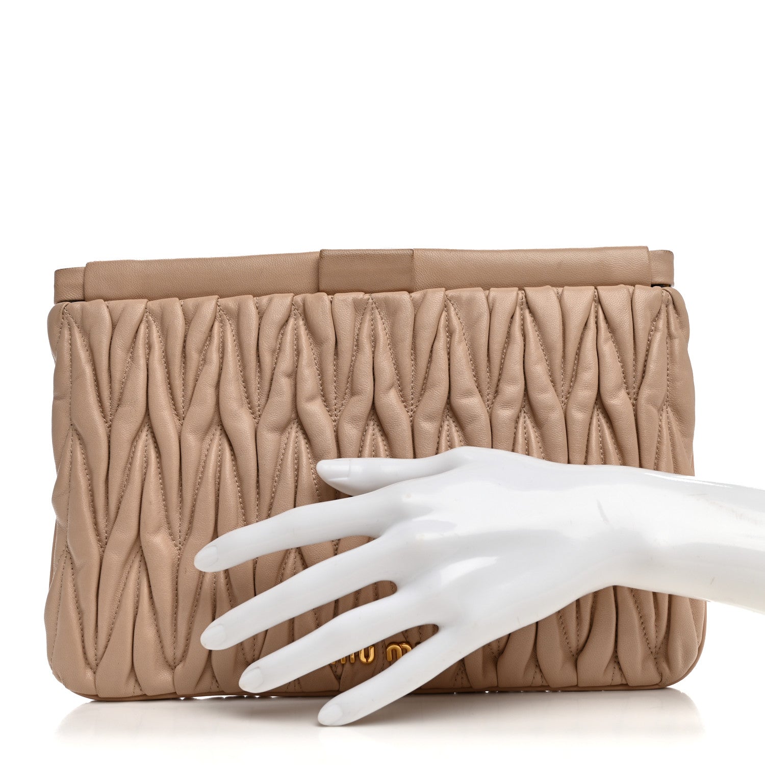 Nappa Matelasse Clutch Cammeo