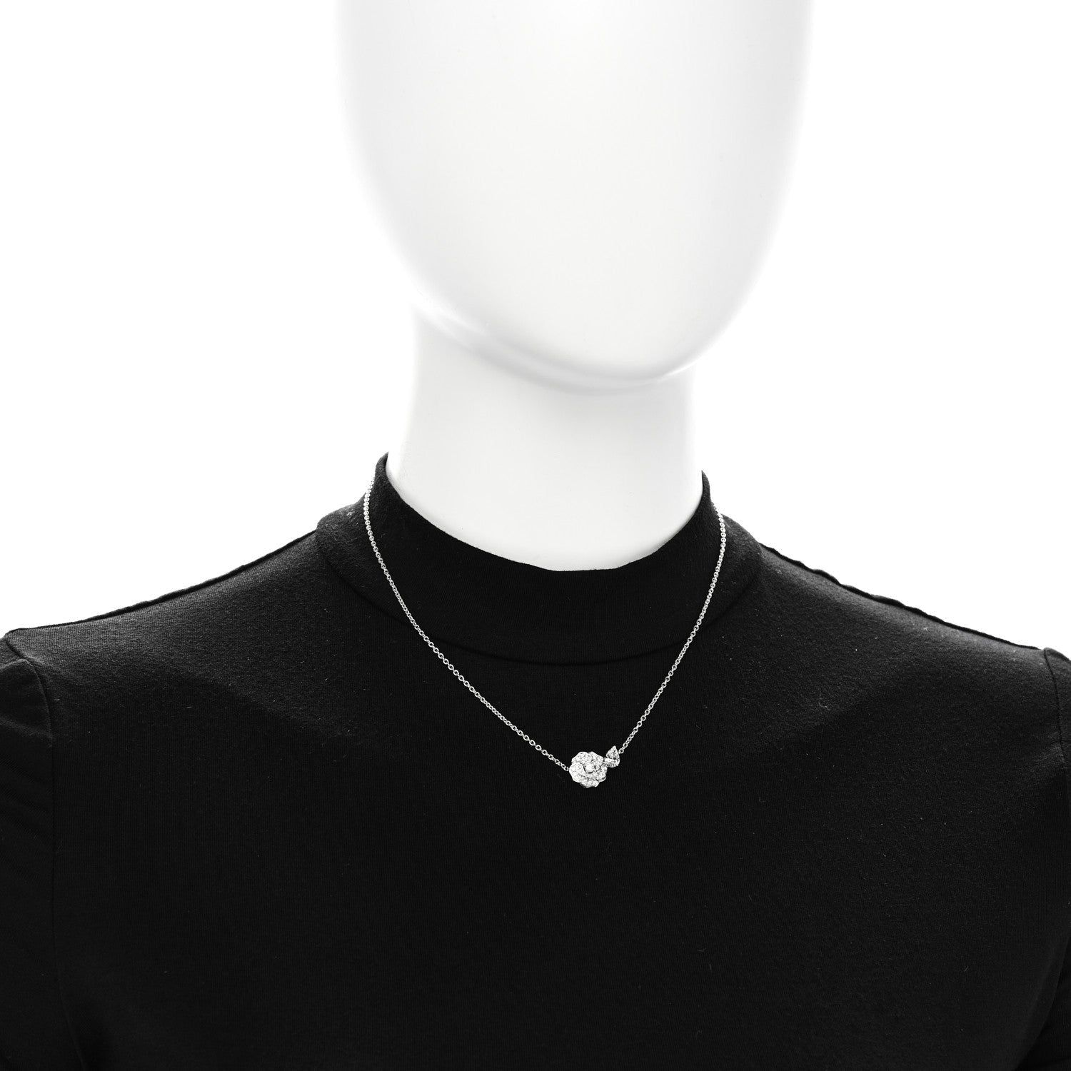 18K White Gold Diamond Camelia Precieux Necklace