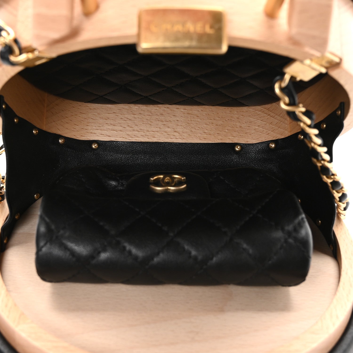 Beech Wood Lambskin Round CC Vanity Case Black