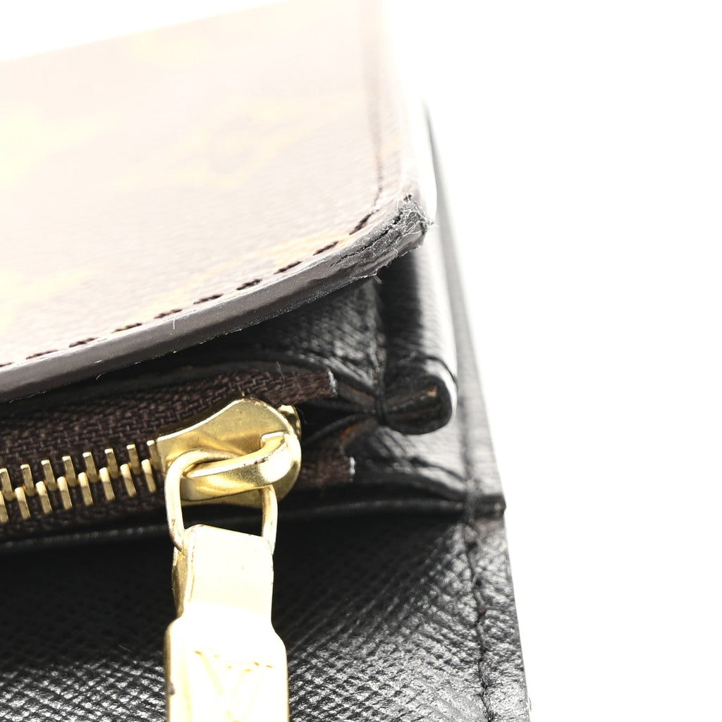 Reverse Monogram Giant Sarah Wallet
