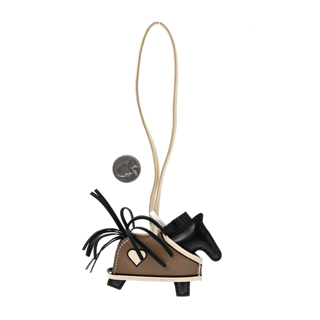 Milo Lambskin Grigri Rodeo Robeo Coeur Bag Charm PM Black Craie Etoupe