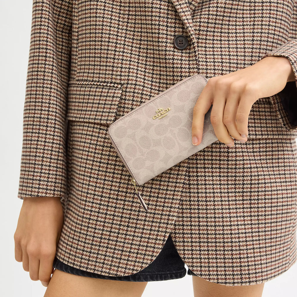 Coach Outlet Medium Id Zip Wallet In Signature Canvas