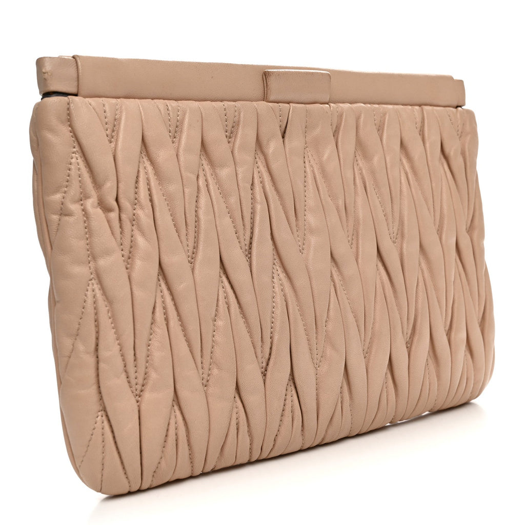 Nappa Matelasse Clutch Cammeo