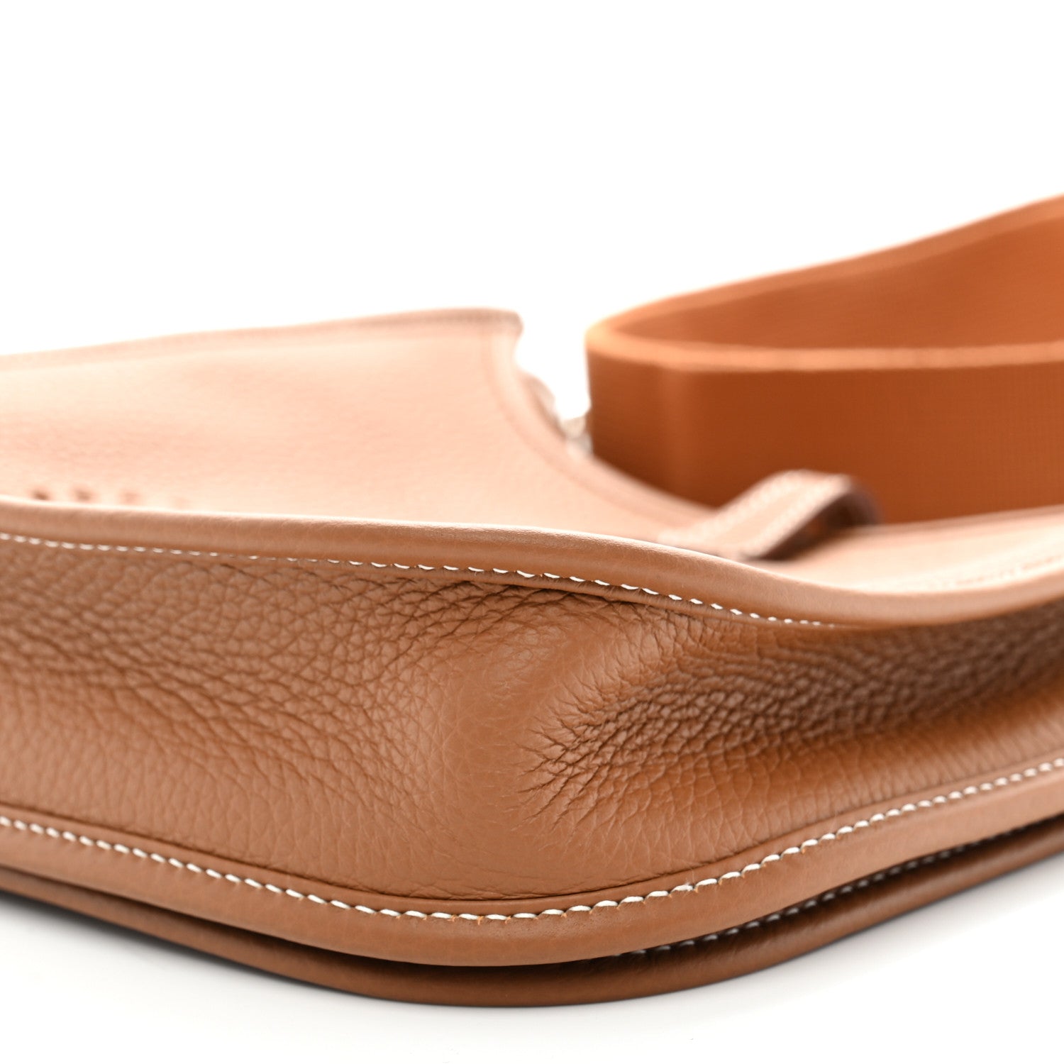Taurillon Clemence Evelyne 23 Poche III Gold