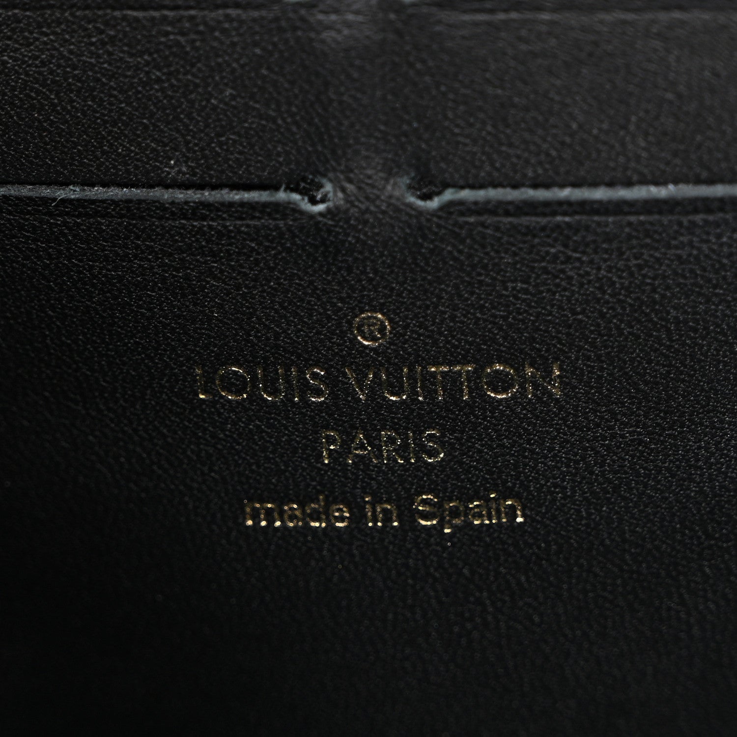 Damier Ebene Vavin Chain Wallet Black