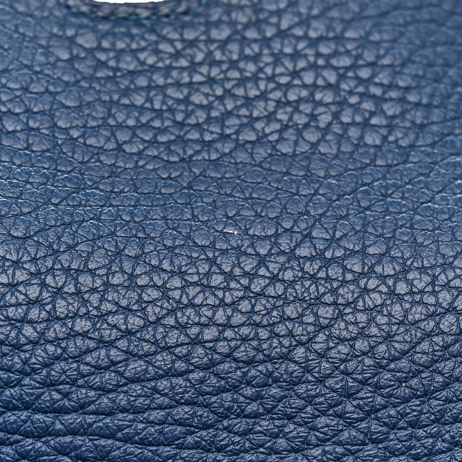 Taurillon Clemence Mini Lindy 20 Deep Bleu