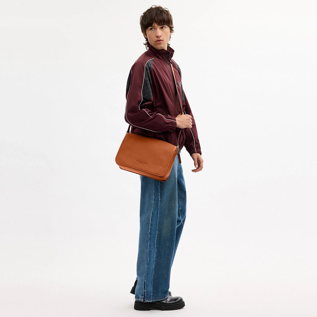 Coach Outlet Colby Messenger Bag 32