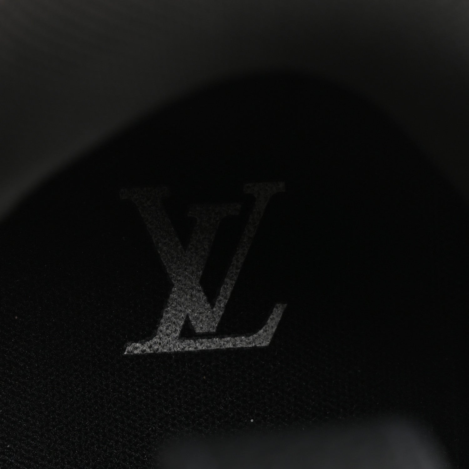 Mens LV Skate Sneakers 7.5 Black