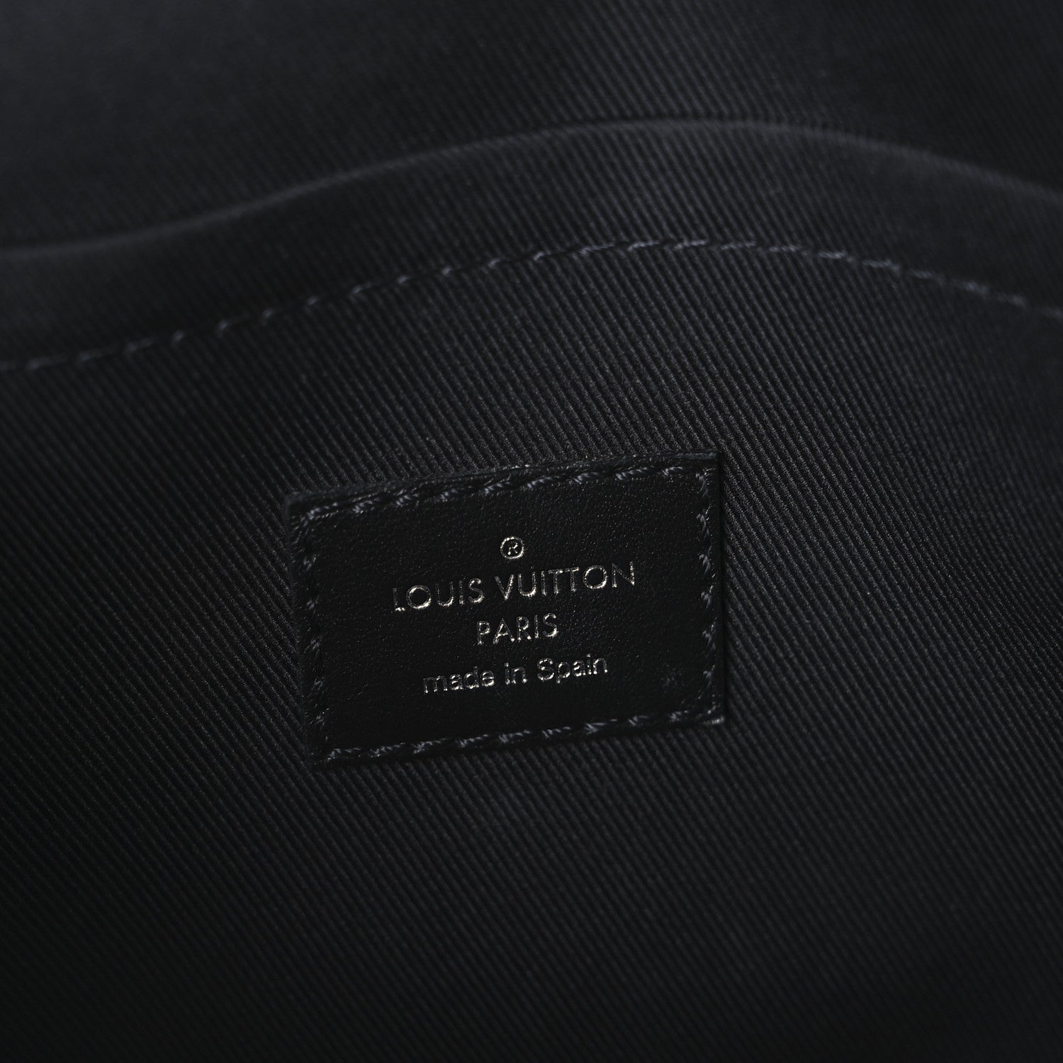 Damier Graphite 3D Studio Messenger