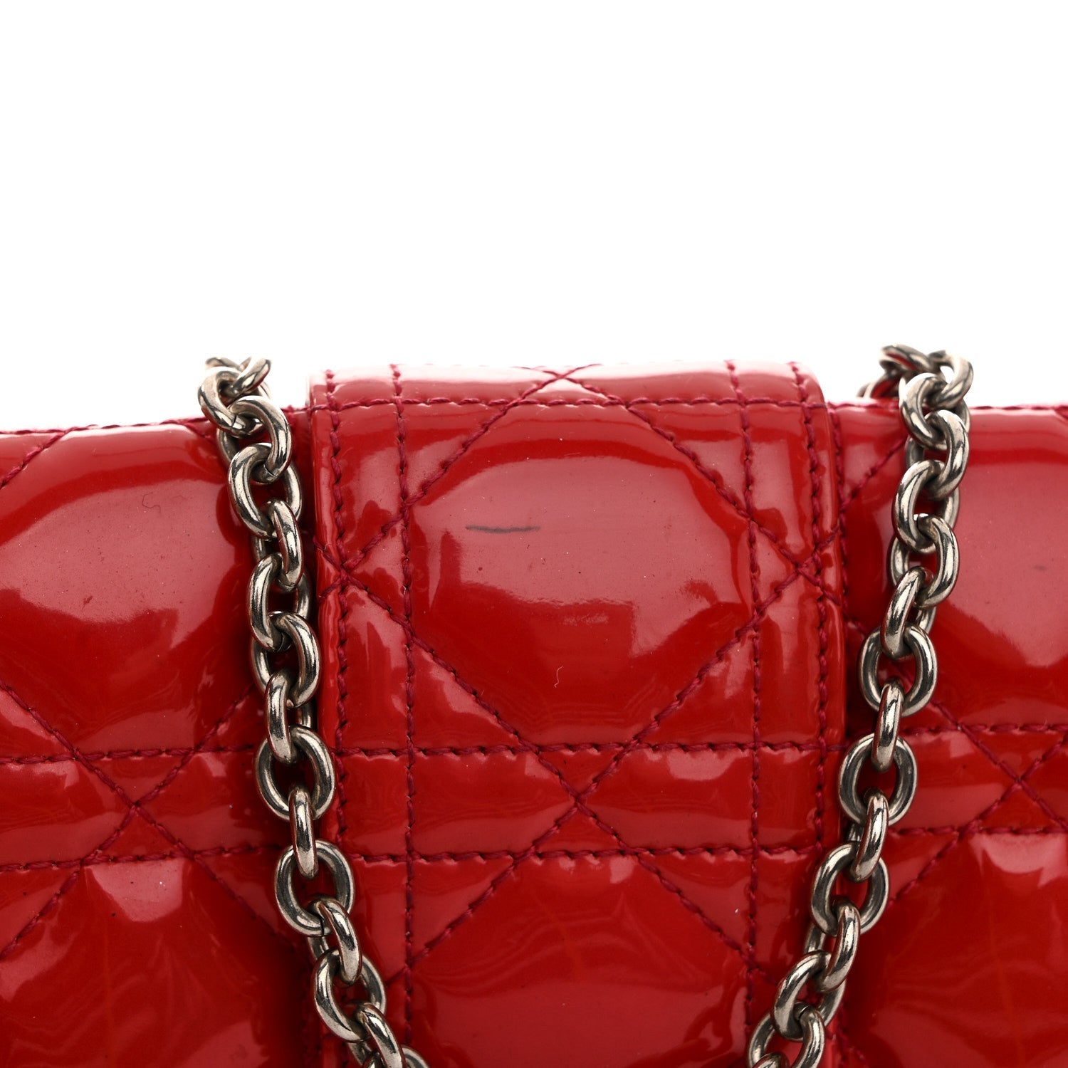 Patent Cannage New Lock Pouch Red