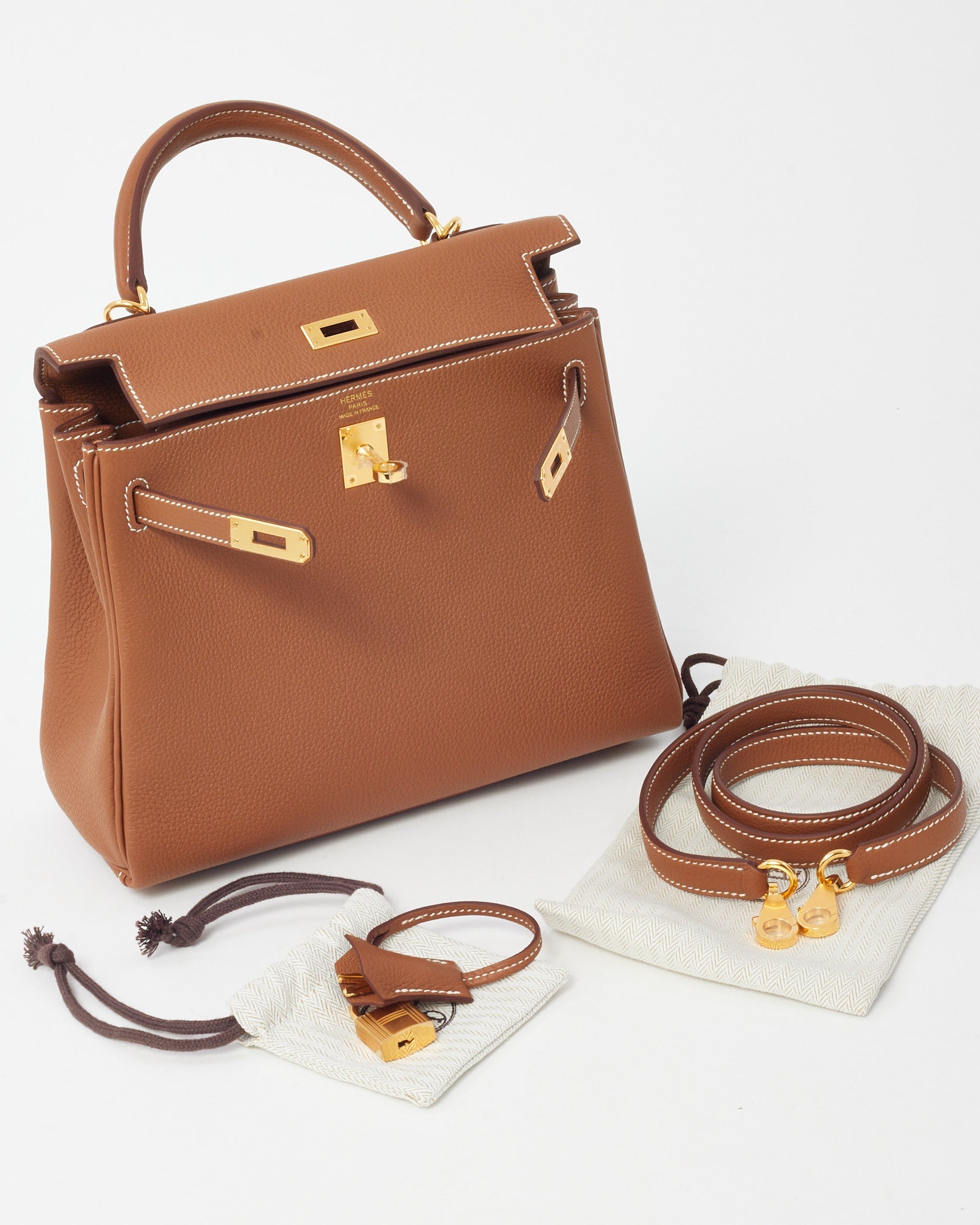 Hermès Gold Togo Leather Kelly Retourne 25 GHW