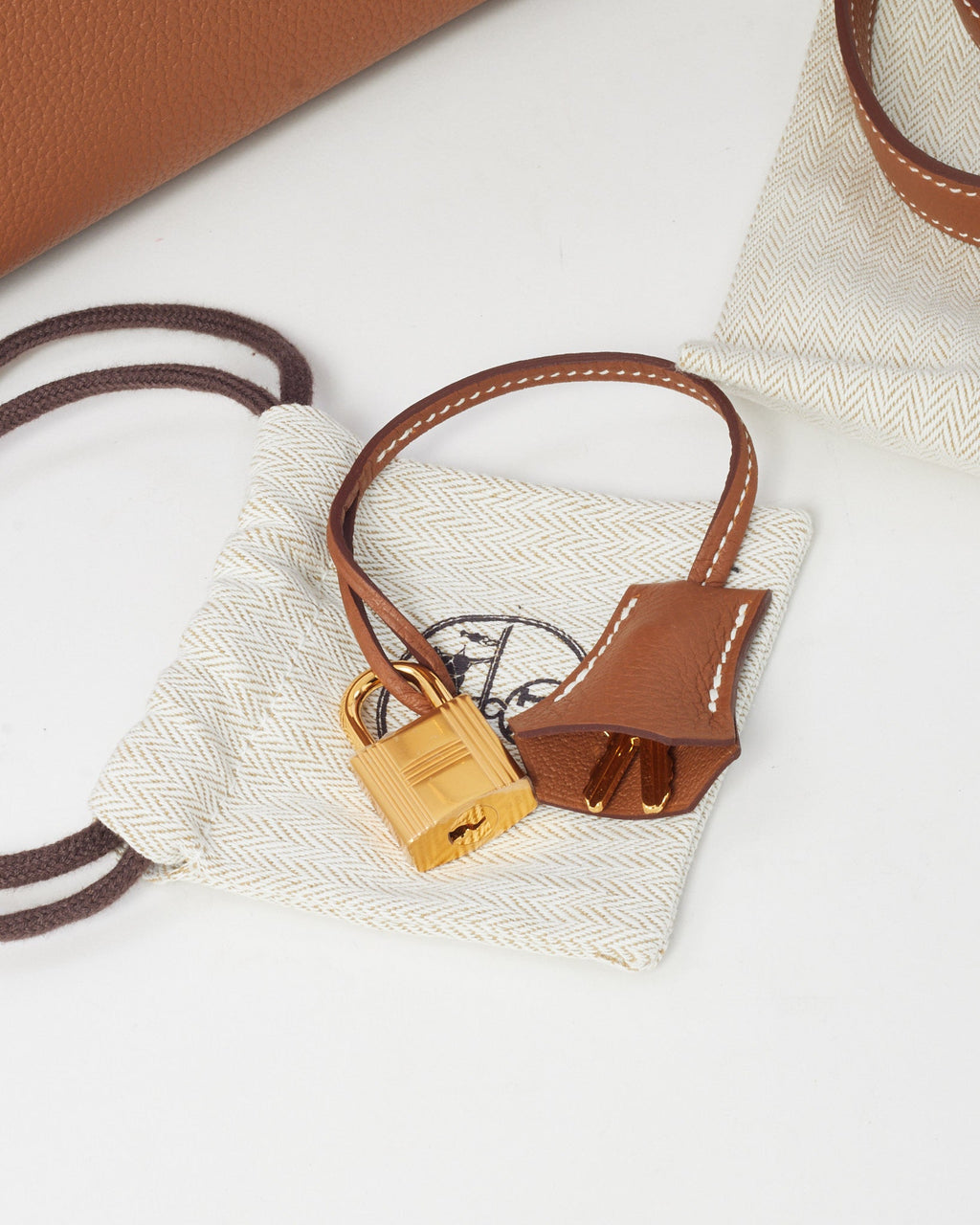 Hermès Gold Togo Leather Kelly Retourne 25 GHW
