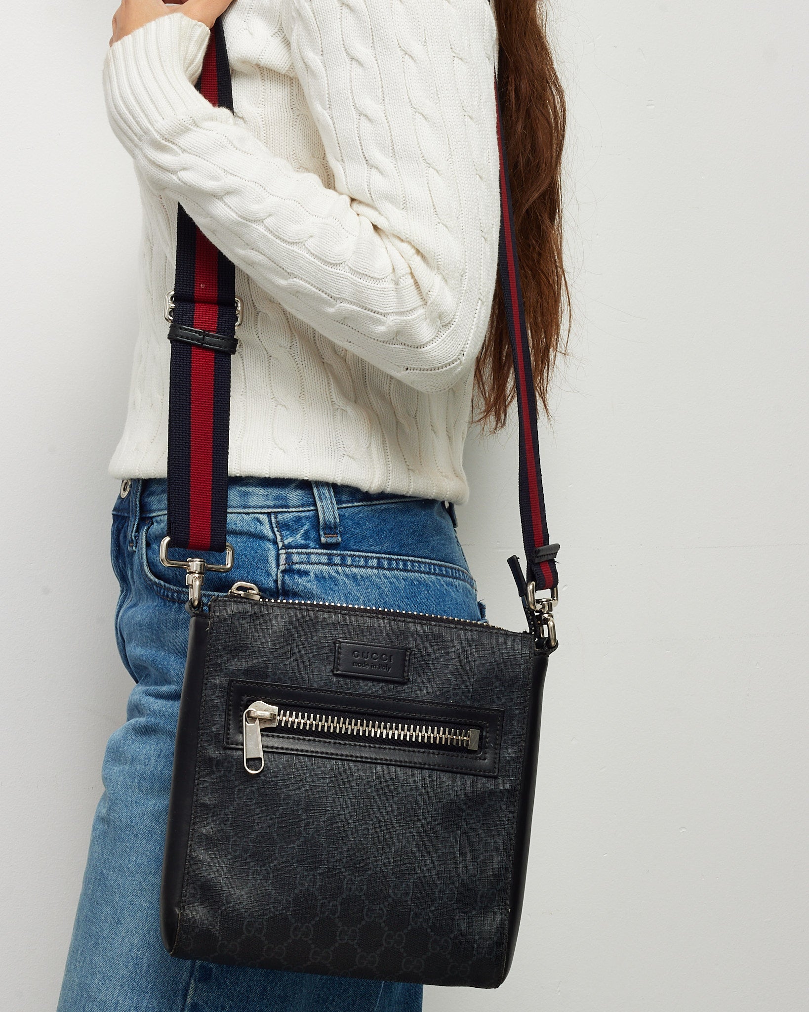 Gucci Black Monogram GG Supreme Canvas Small Messenger Bag