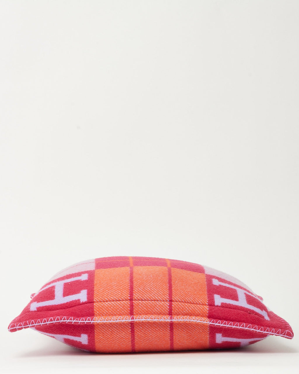 Hermès Pink Fuchsia and Geranium Merino Wool and Cashmere Avalon III Small Model Pillow