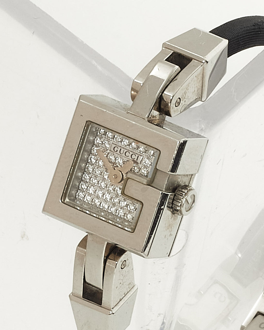 Gucci Silver Stainless Steel GUCCI G Petite SS Diamond Dial Black Leather Watch