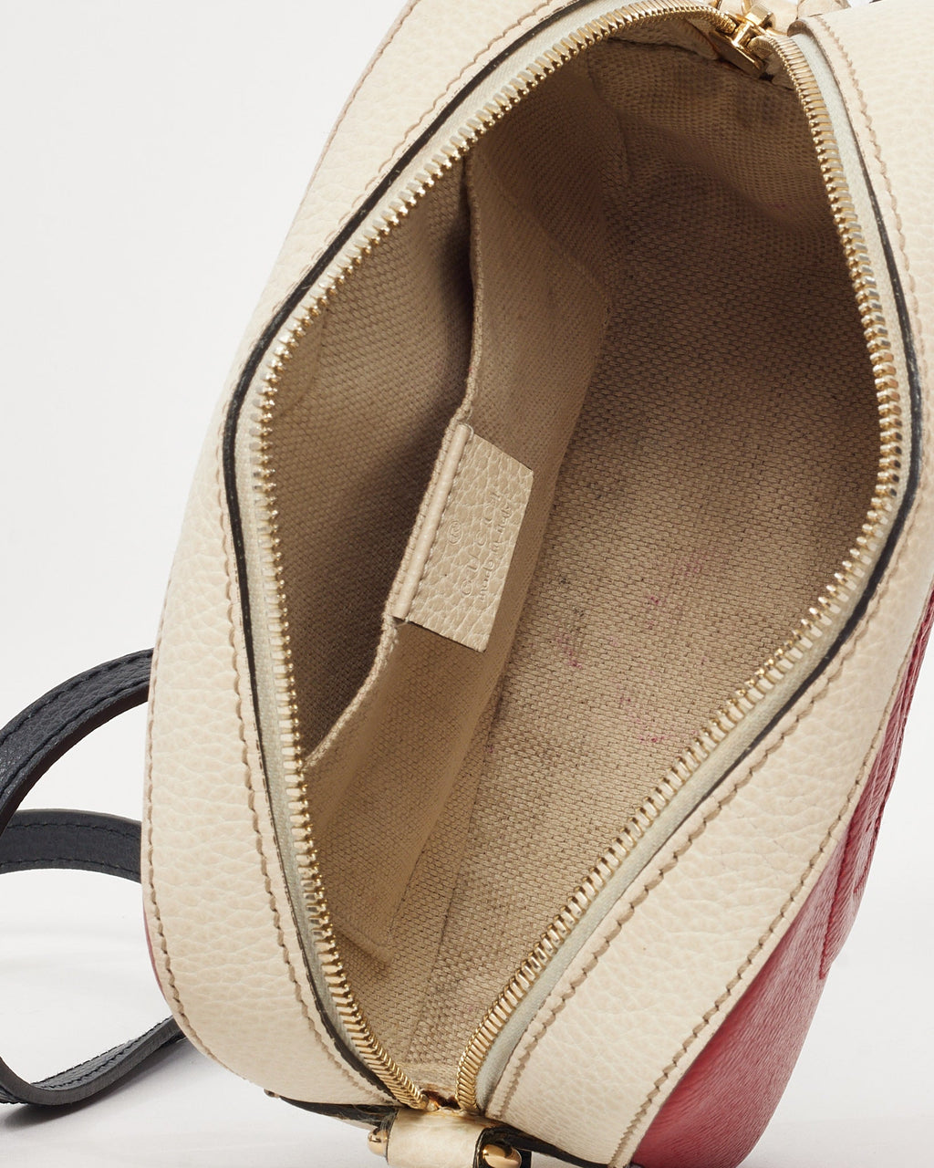 Gucci Red/Cream/Black Tri-Color Pebbled Calfskin Leather GG Soho Disco Crossbody Bag