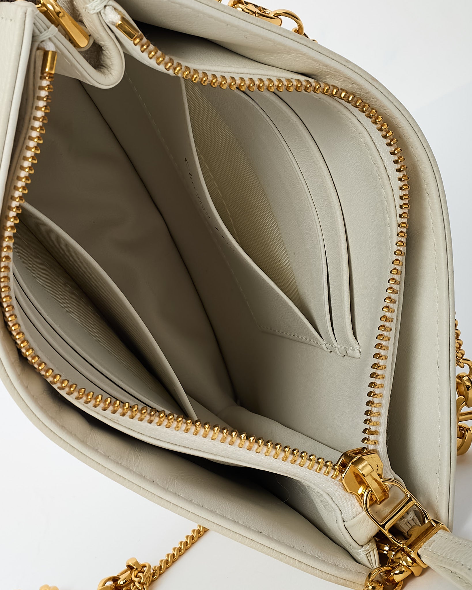 Dior White Calfskin Cannage Leather Caro Zipped Every Dior Pouch With Chain GHW