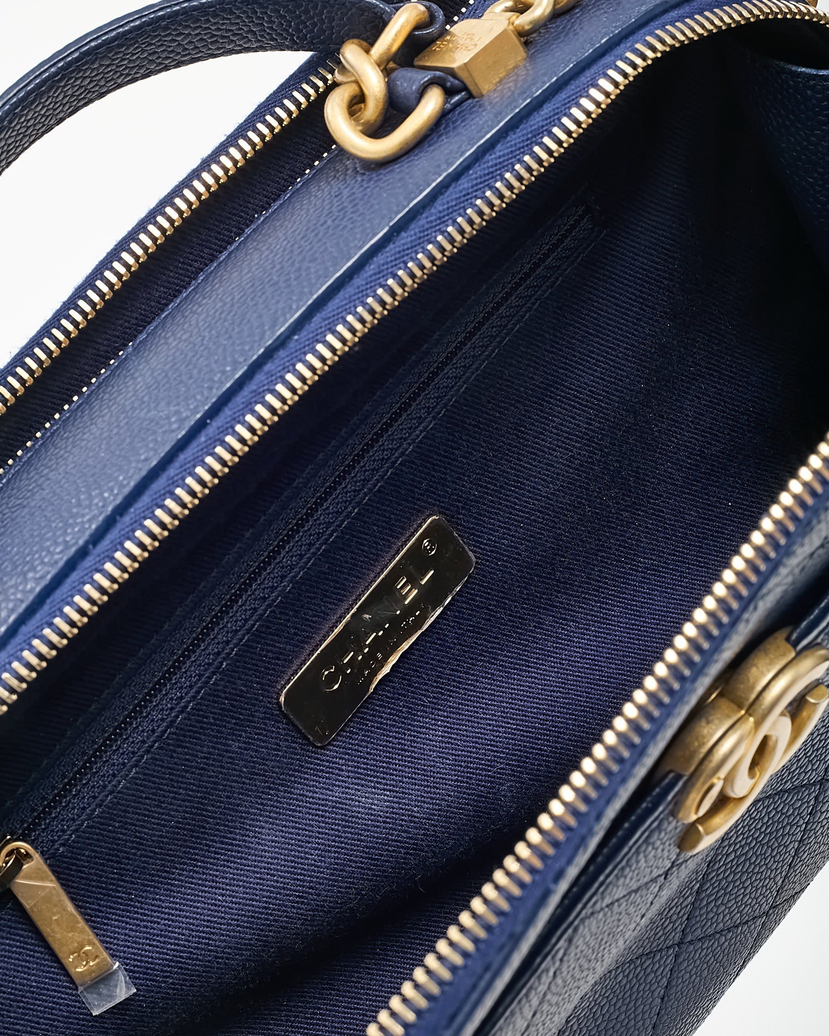 Chanel Blue Quilted Caviar Leather Business Affinity Camera Chain Bag GHW