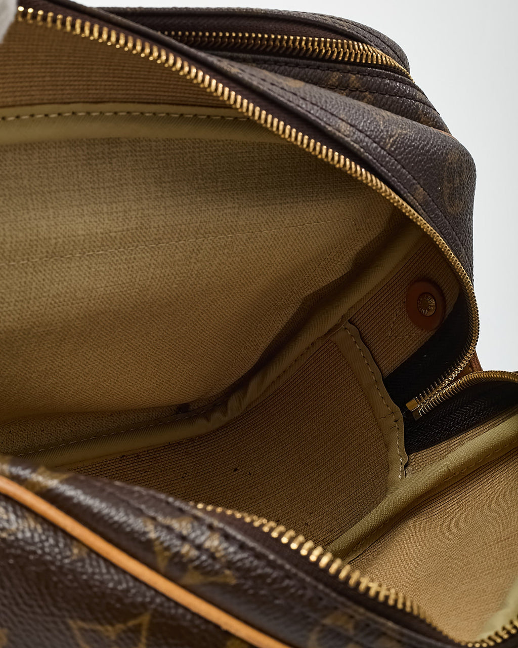 Louis Vuitton Monogram Canvas Reporter PM Crossbody Bag