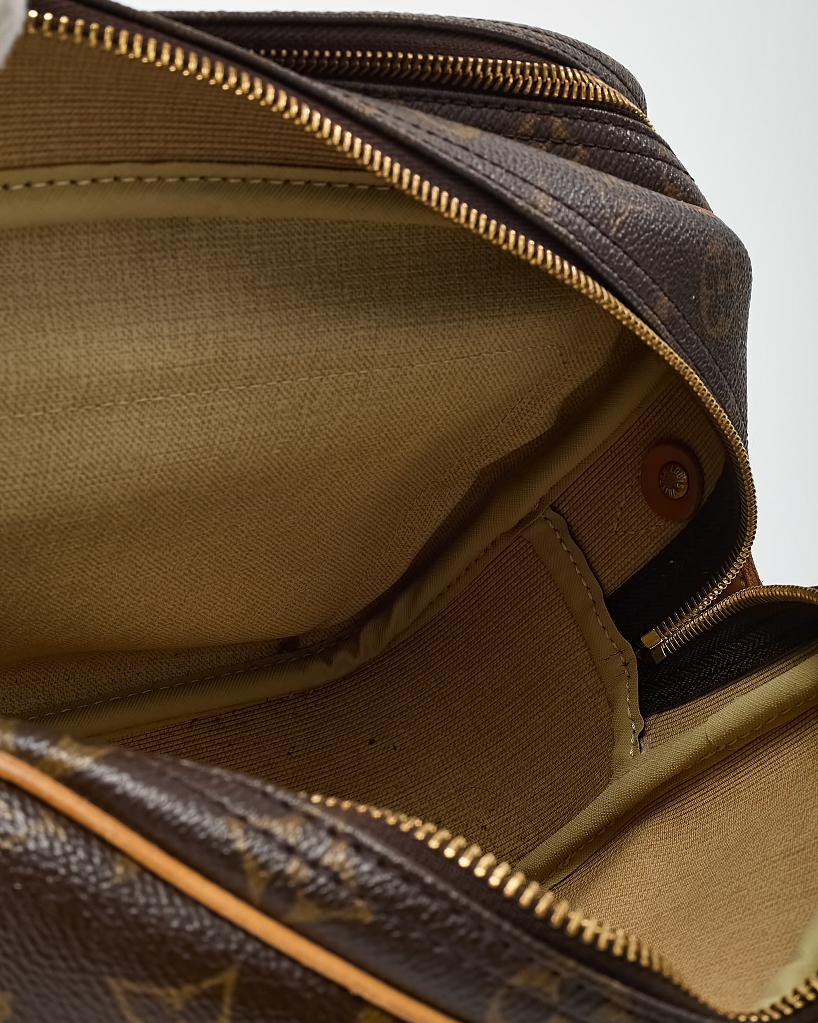 Louis Vuitton Monogram Canvas Reporter PM Crossbody Bag
