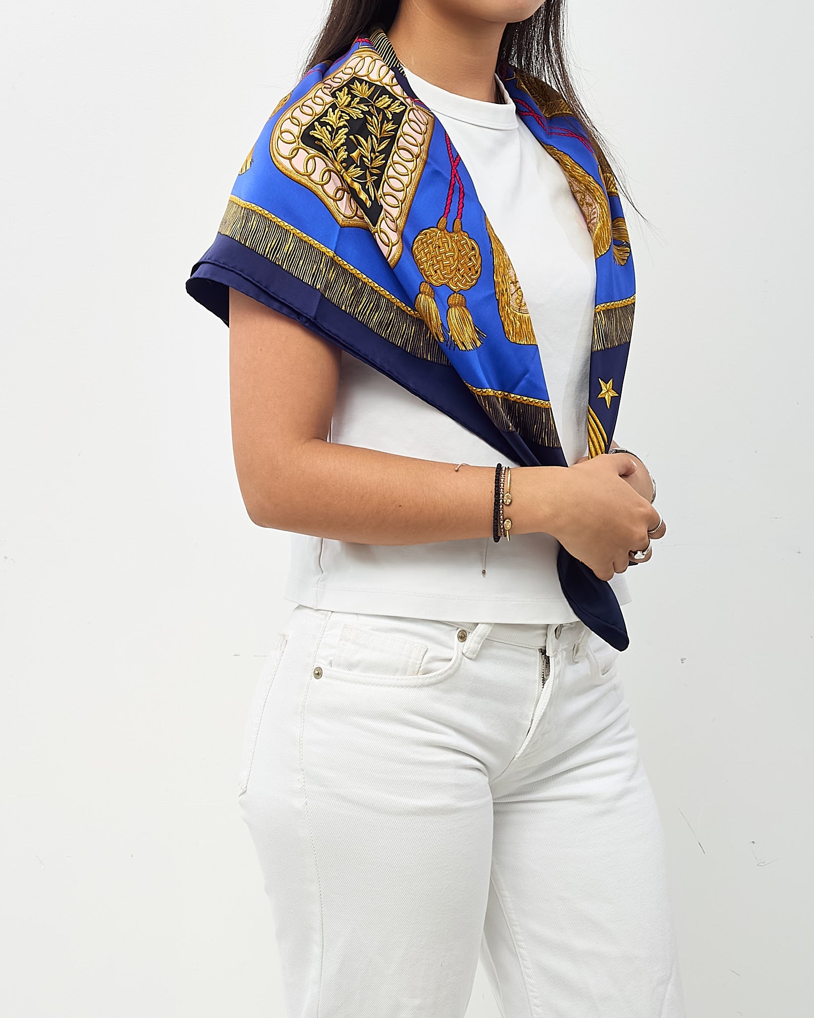 Hermès Blue/Gold/Red Multi "Poste et Cavalerie" Silk Printed 90cm Scarf