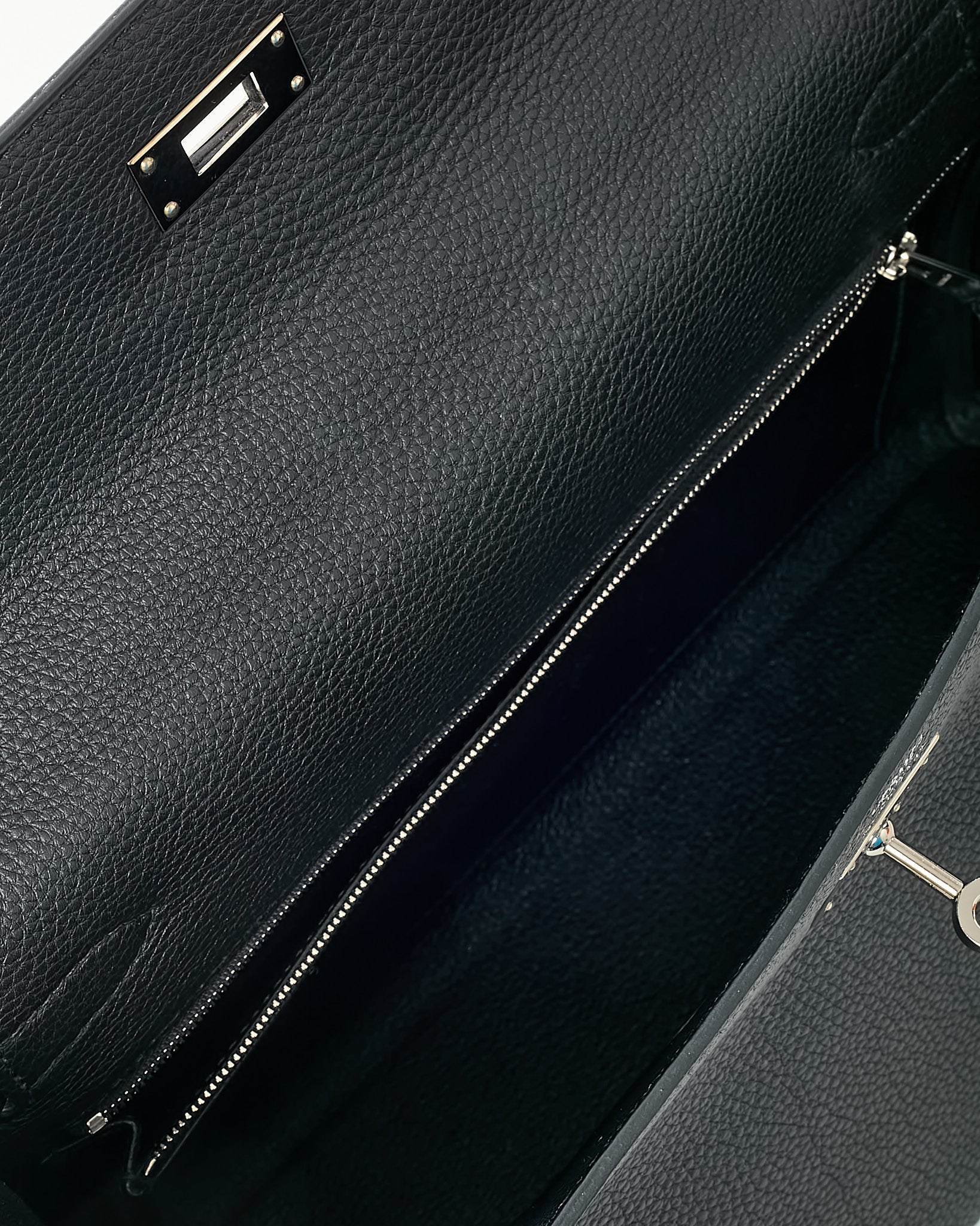 Hermès Black Togo Leather Kelly Retourne 32 Handbag PHW