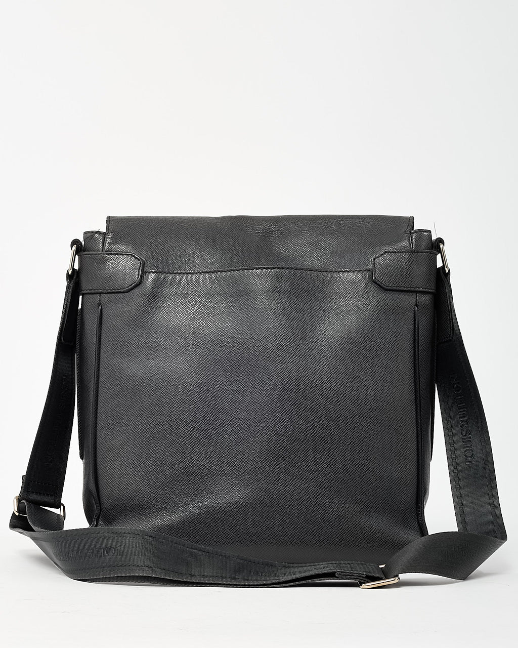 Louis Vuitton Black Taiga Leather Messenger Bag