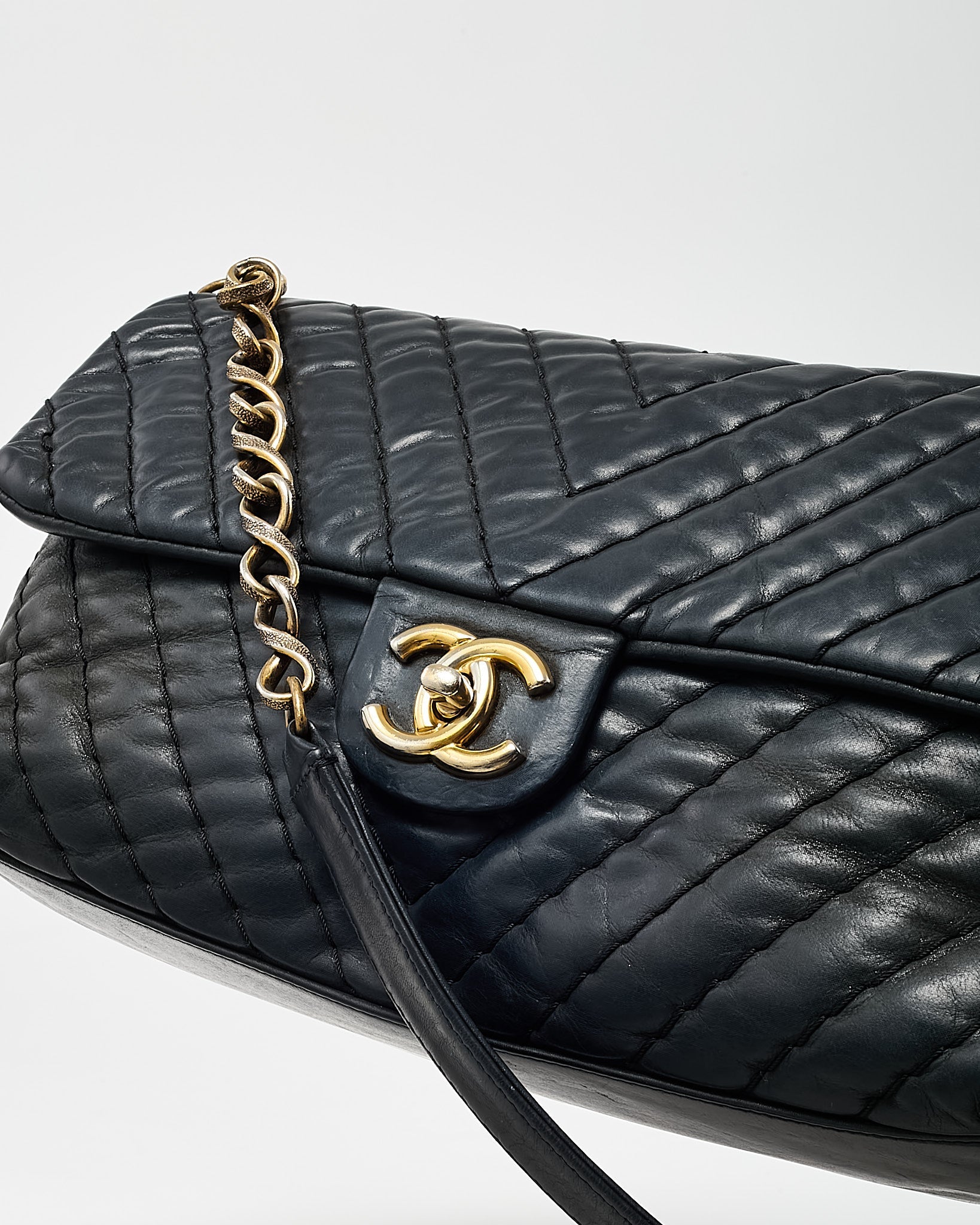 Chanel Black Surpique Chevron Leather Paris-Byzance Large Flap Bag GHW