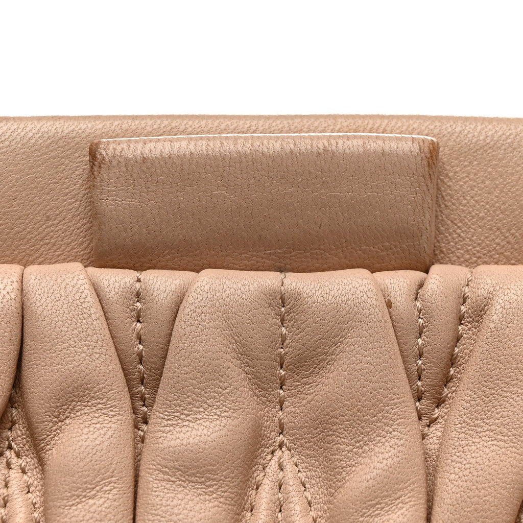 Nappa Matelasse Clutch Cammeo