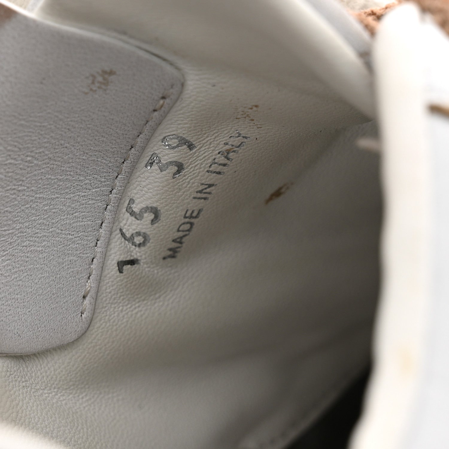 X NEW BALANCE Bleached Calfskin 530 SL Sneakers 39 White