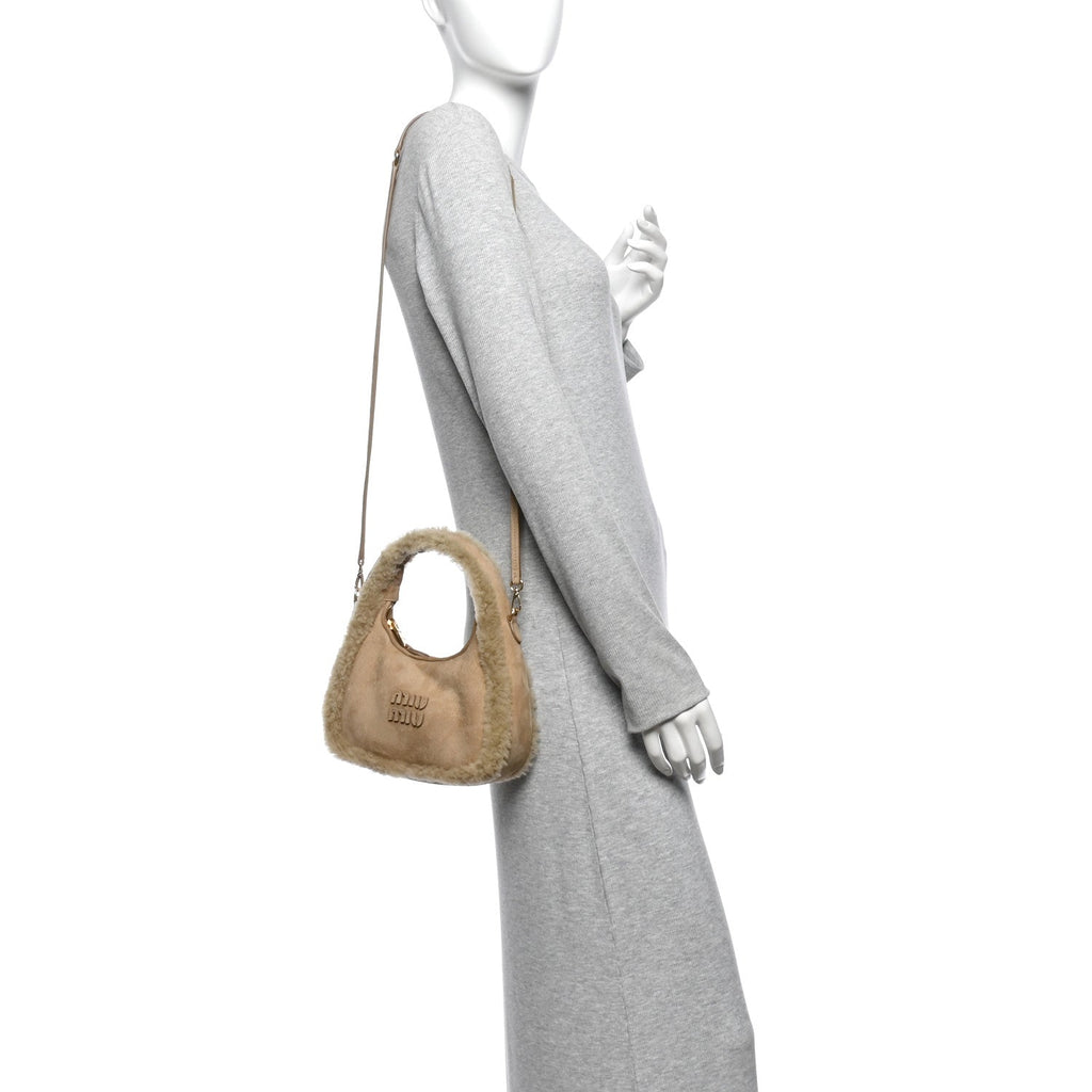 Suede Shearling Mini Wander Hobo Sabbia