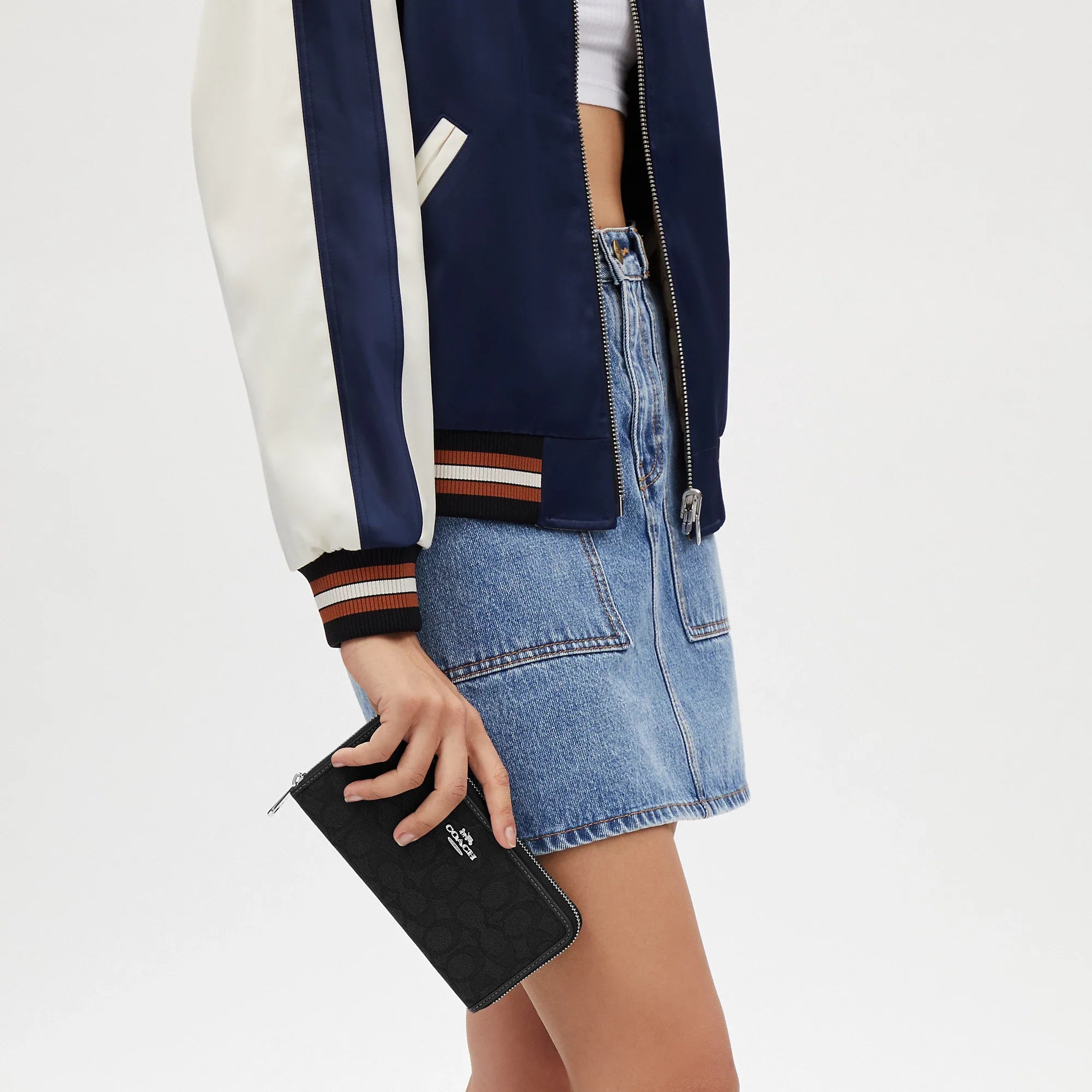 Coach Outlet Long Zip Around Wallet In Signature Jacquard