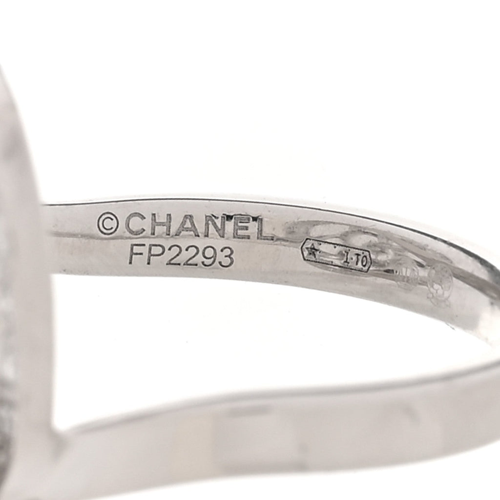 18K White Gold Diamond Fil de Camelia Ring 47 4
