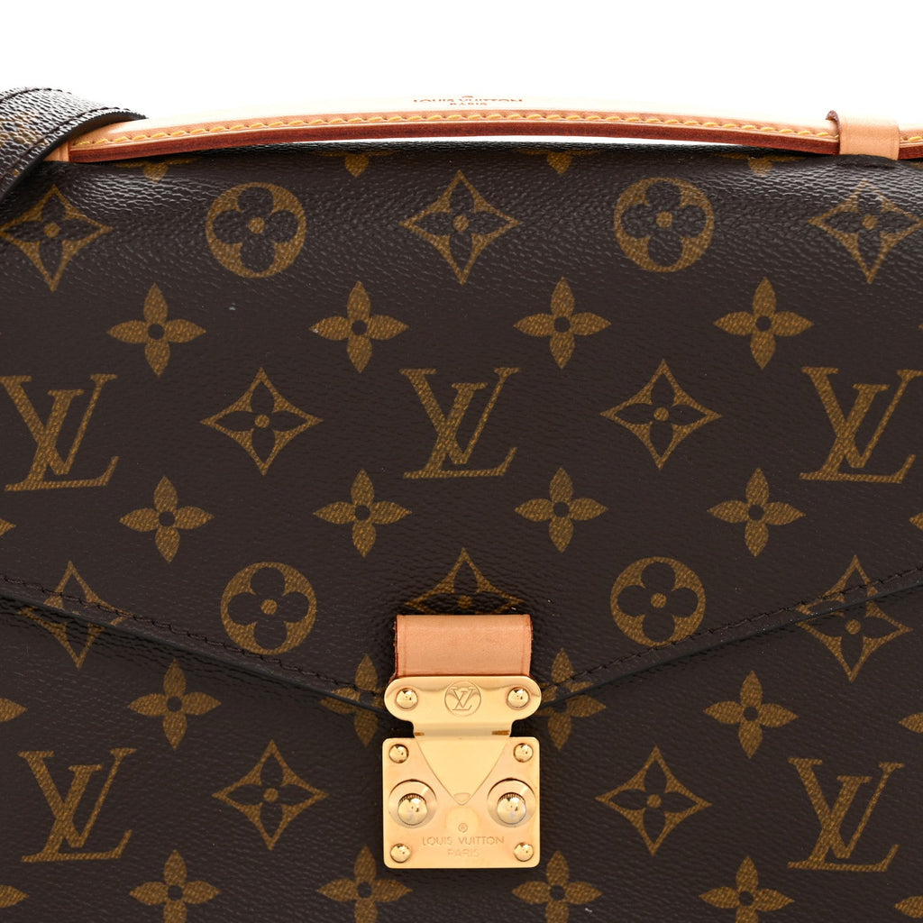 Monogram Pochette Metis