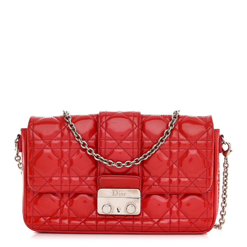 Patent Cannage New Lock Pouch Red