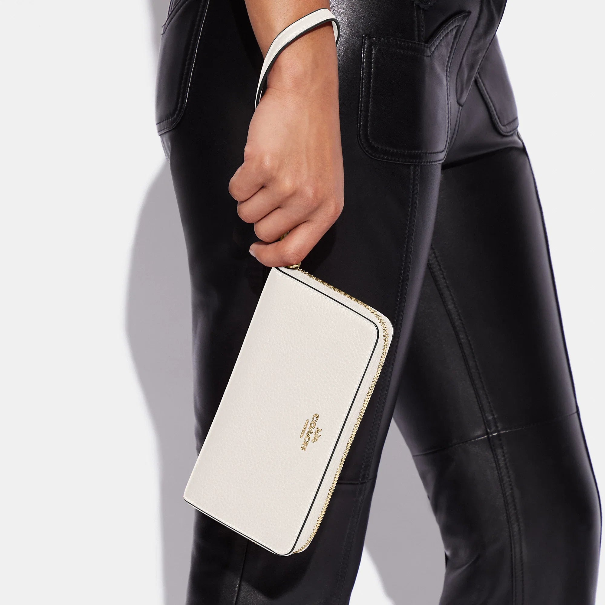 Coach Outlet Long Zip Around Wallet
