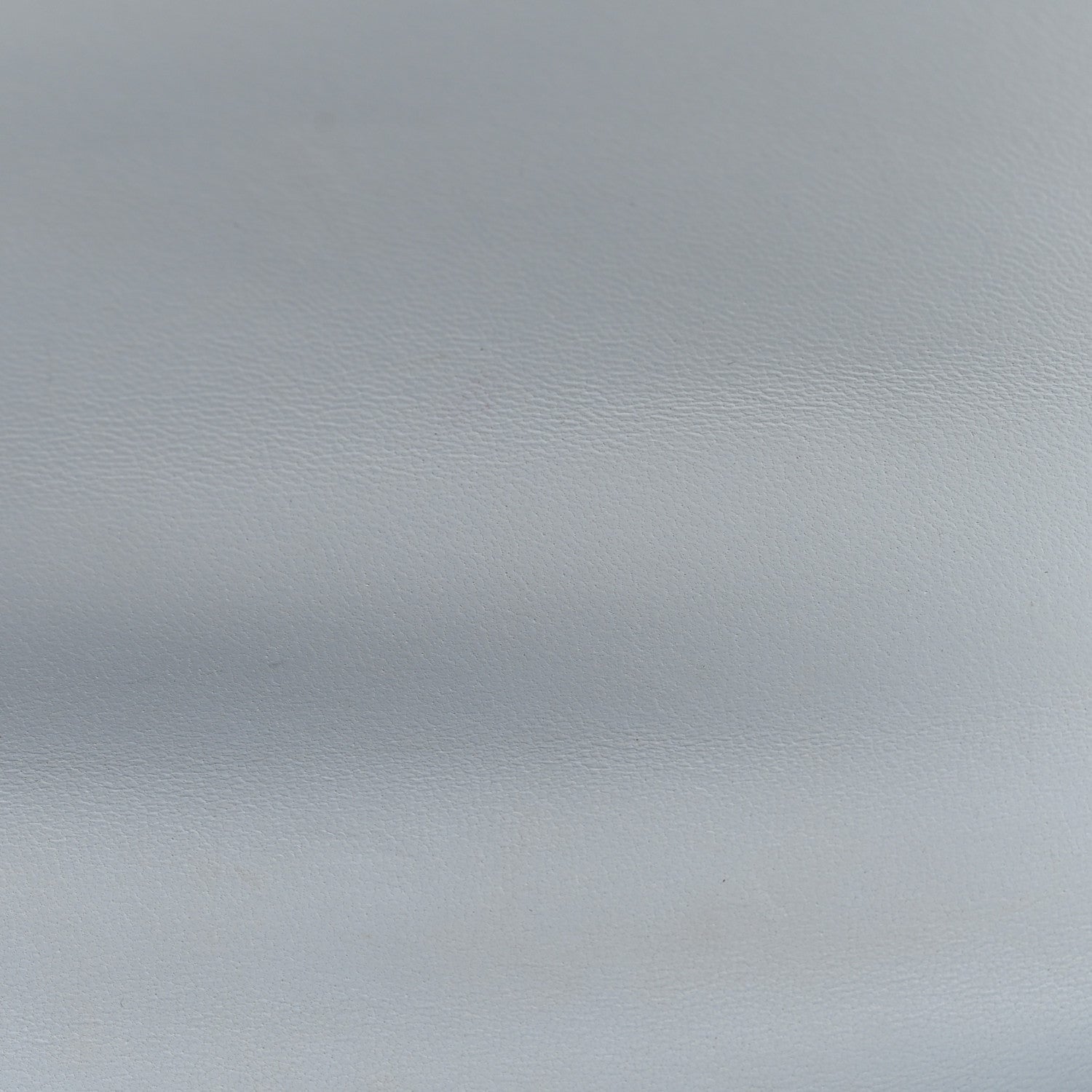 Chevre Mysore Constance 18 Bleu Brume
