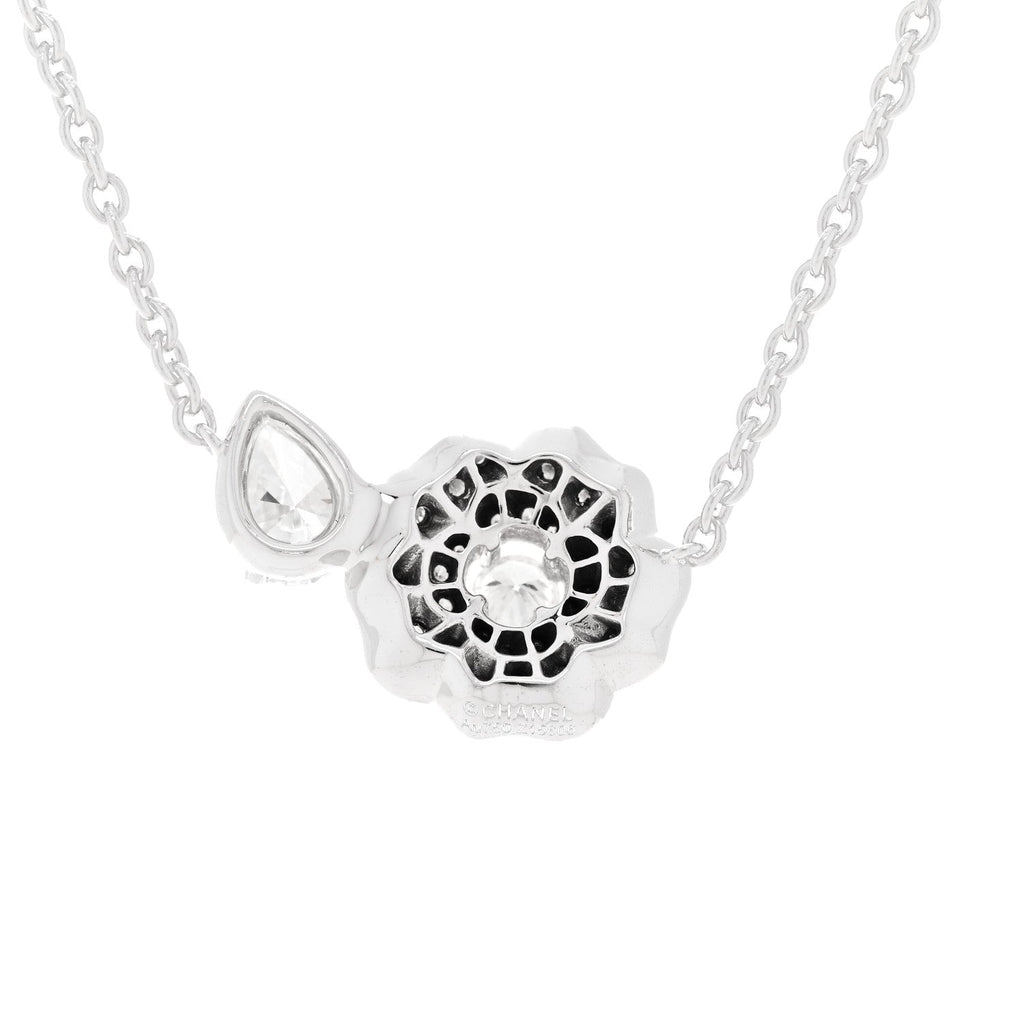 18K White Gold Diamond Camelia Precieux Necklace